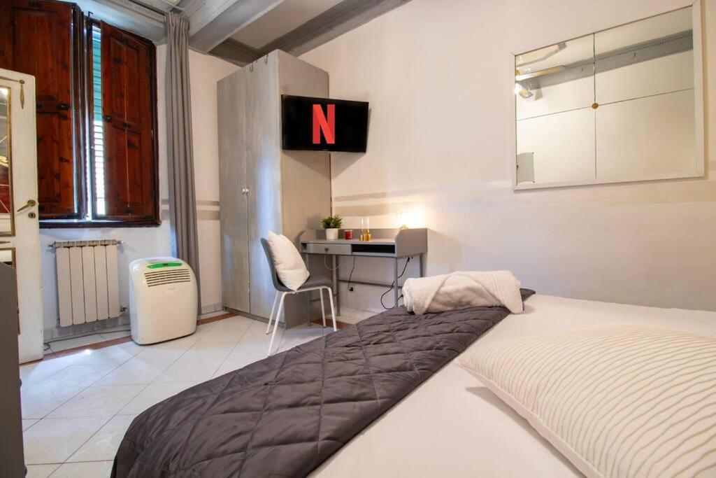 Firenze Duomo 400 Metri *Dimora Degli Specchi* Apartment Bagian luar foto
